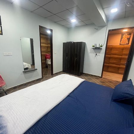 Shiv Shakti Guest House Bhiwani Eksteriør billede